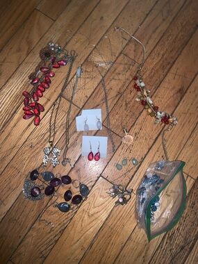 Custom jewelry requests! Also looking for jewelry to upscycle